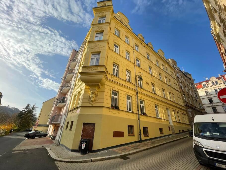 Francis Apartment - Lazenske Centrum Karlovy Vary Bagian luar foto
